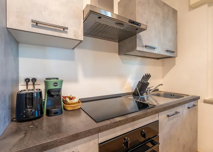 아파트 The Secret Garden - Jacuzzi Privata E Relax A 산레모